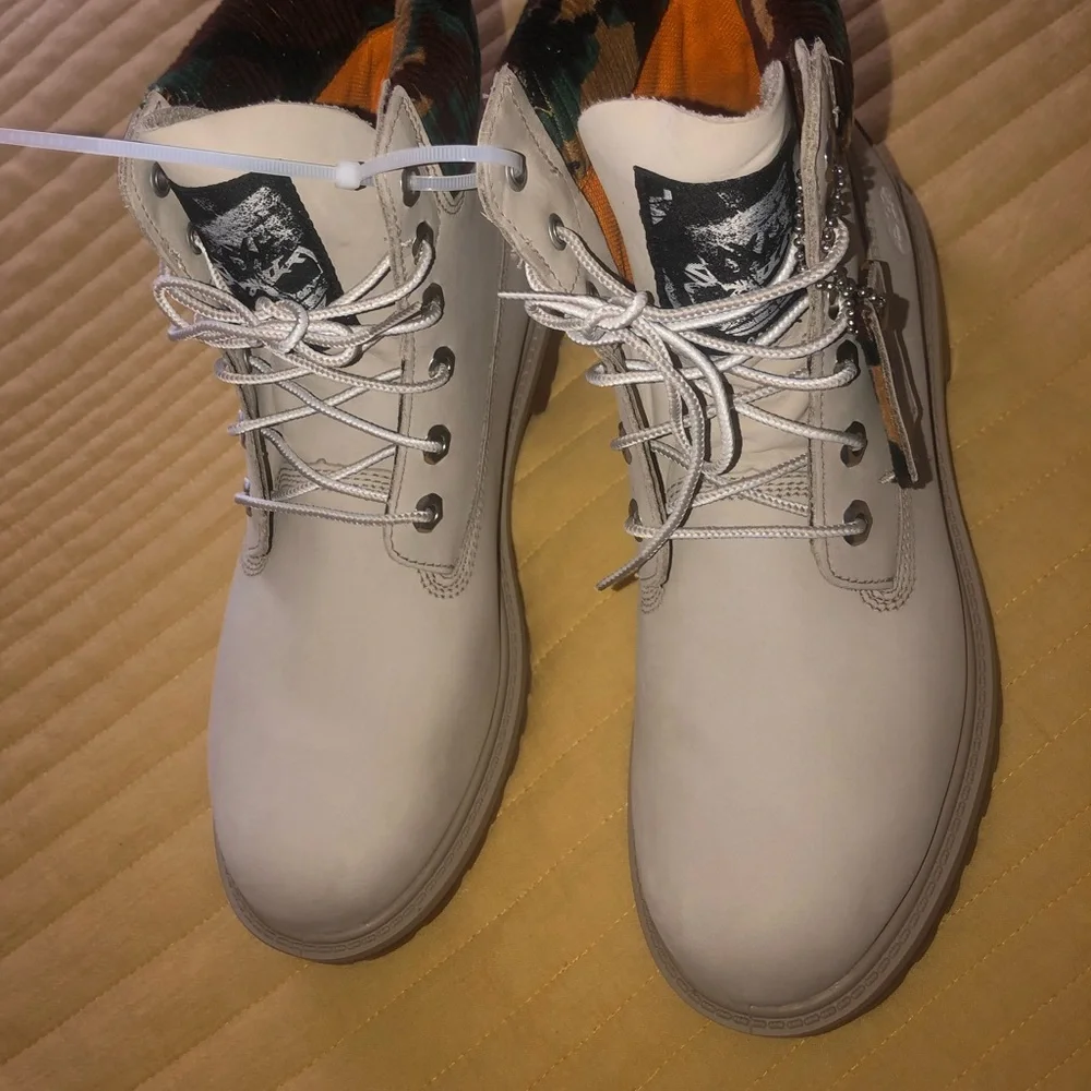 Timberland - Picture 12 of 16